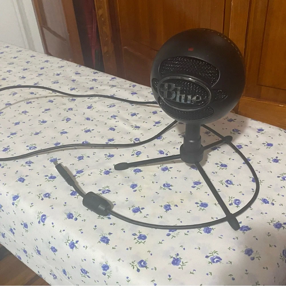 Blue Snowball iCE USB Microphone Black – Excellent Condition